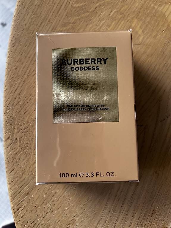 Parfum & Eau de Toilette: burberry goddess 100ml – Gebraucht aus flims dorf von schmetterling61281 1