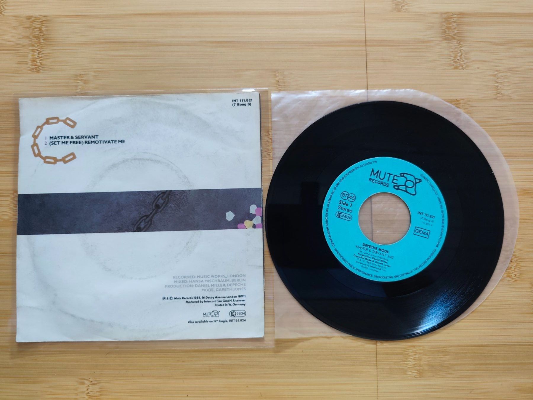 Dischi in vinile: Depeche Mode – Master And Servant – Usato da Emmenbrücke venduto da lamorak 1