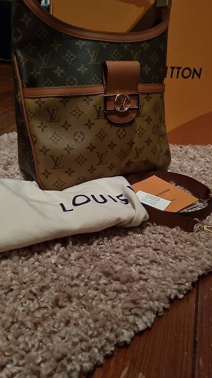 Louis Vuitton Borse da donna: Louis Vuitton Dauphine hobo fullset – Nuovo (secondo la descrizione) da Riehen venduto da arordorf 1