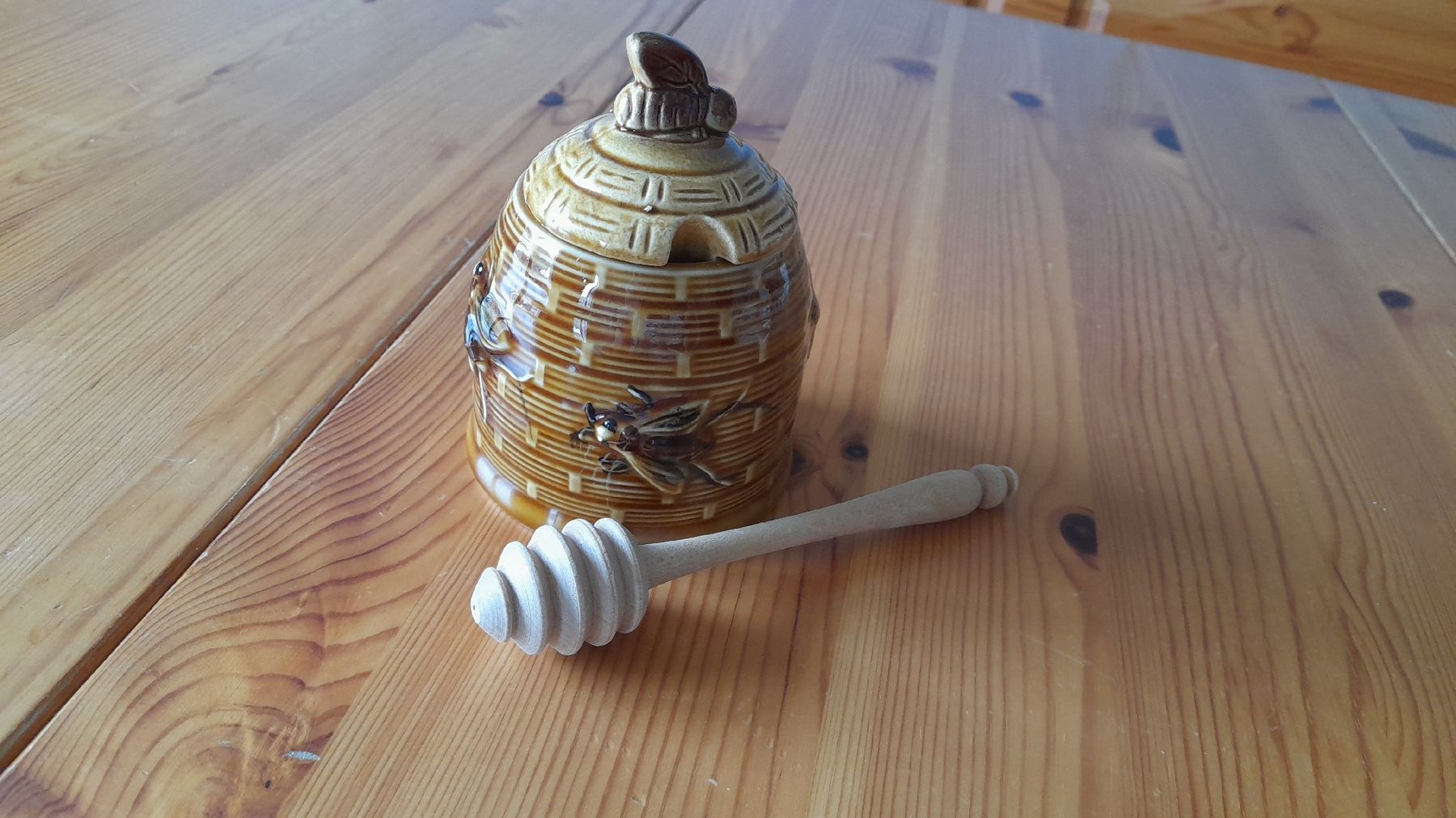 Pentole: Honigtöpfli mit Löffel – Usato da Nesslau venduto da Churfirsten08