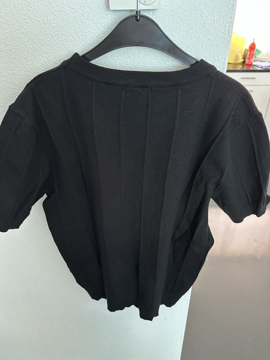 T-Shirts: Elegante Knitwear Shirt – Neu (gemäss Beschreibung) aus Schlieren von James1010 2