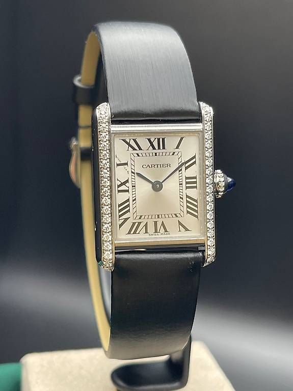 Cartier Orologi: Cartier Tank Must Ref. W4TA0016 Silver Dial Case Diamond – Usato da Lugano venduto da luganotopwatches 3