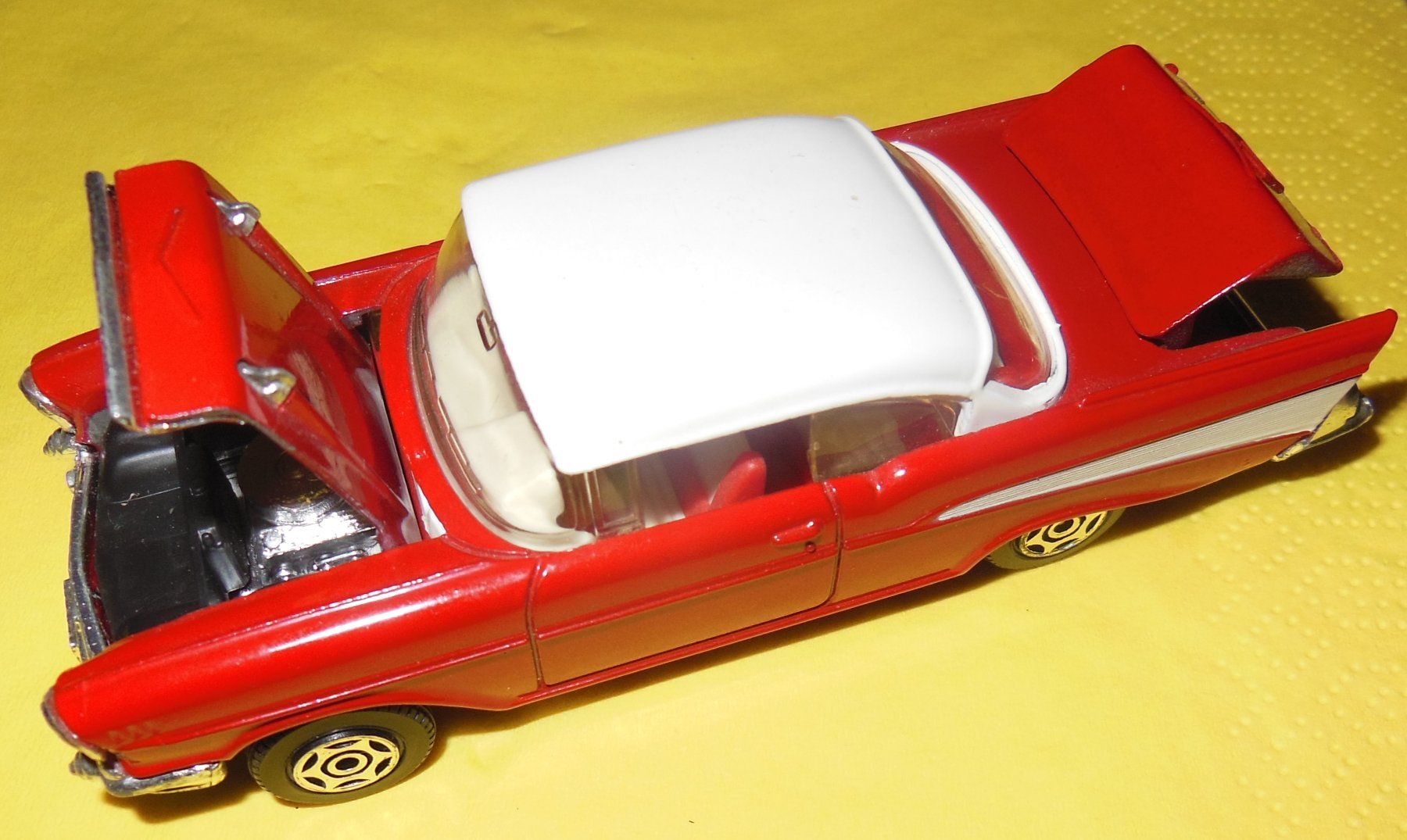Chevrolet Modellini d'auto: CHEVROLET BEL AIR  1/43 – Usato da Münchwilen TG venduto da ecudos10 1