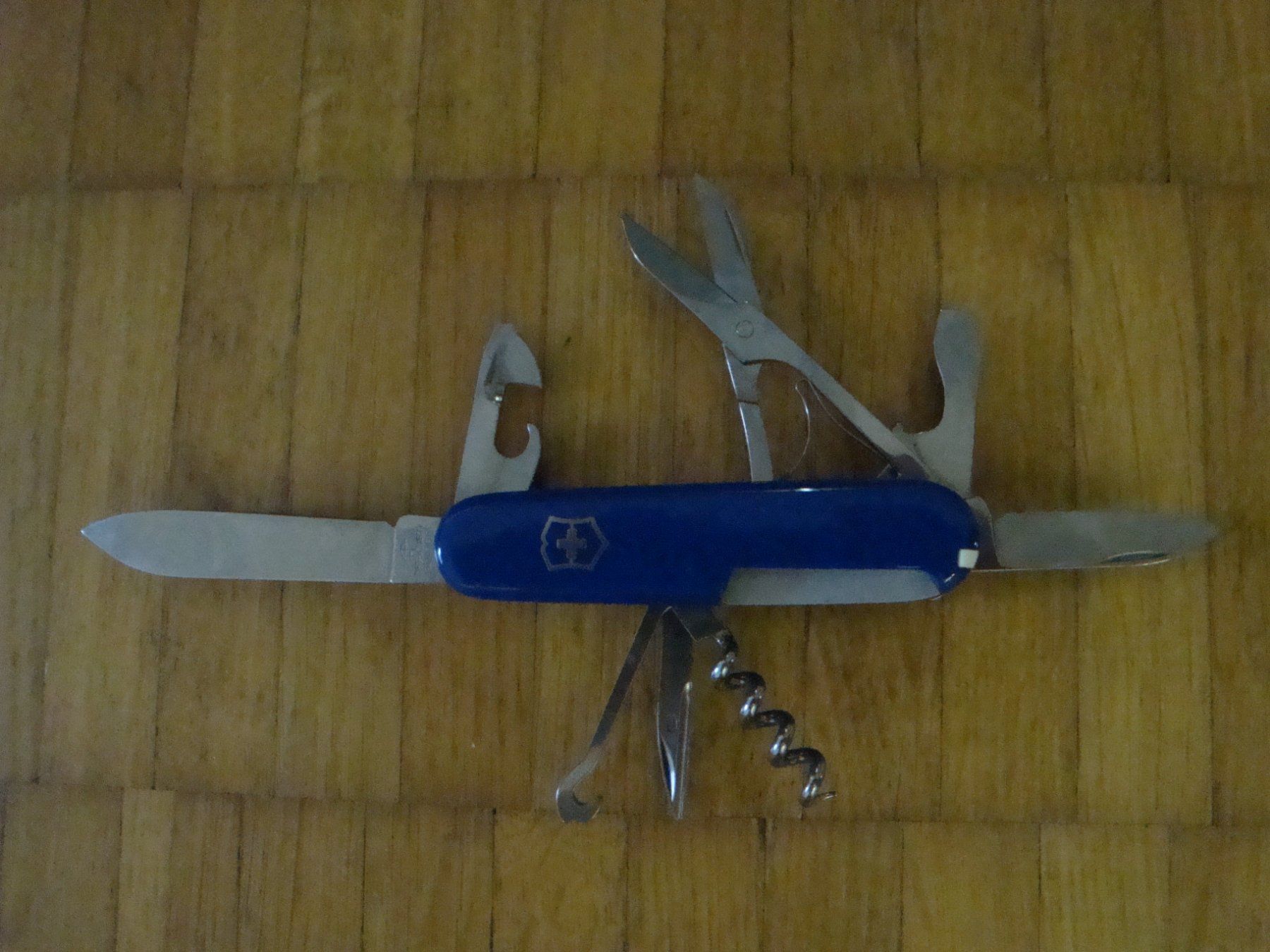 Victorinox Coltelli tascabile: VICTORINOX 8 Klingen – Nuovo (secondo la descrizione) da Rüti ZH venduto da Ame8 1