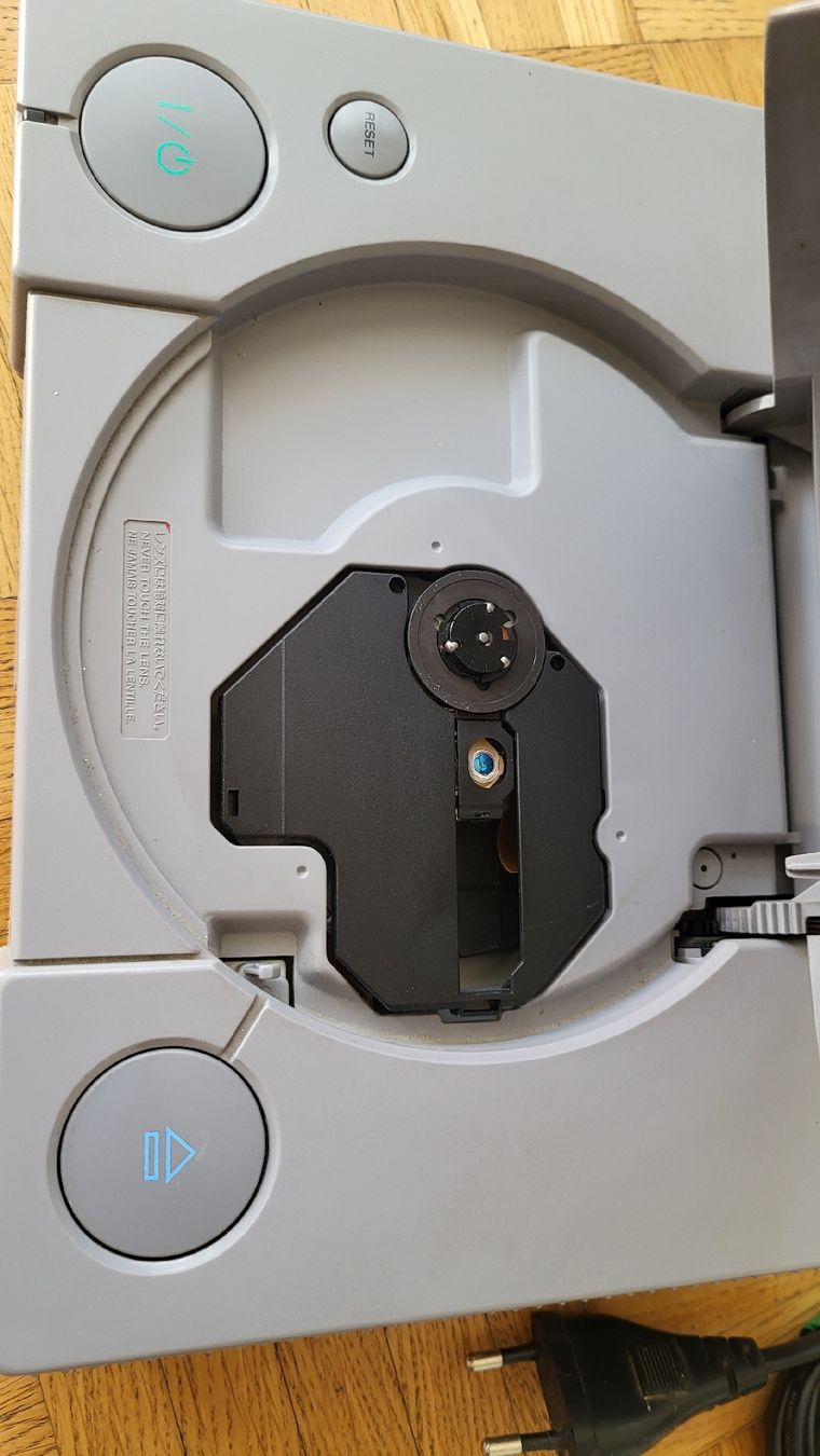 Sony Konsolen: Playstation 1 Konsole HDMI, Controller & 4 Spiele – Gebraucht aus Biel/Bienne von Retrohr 6