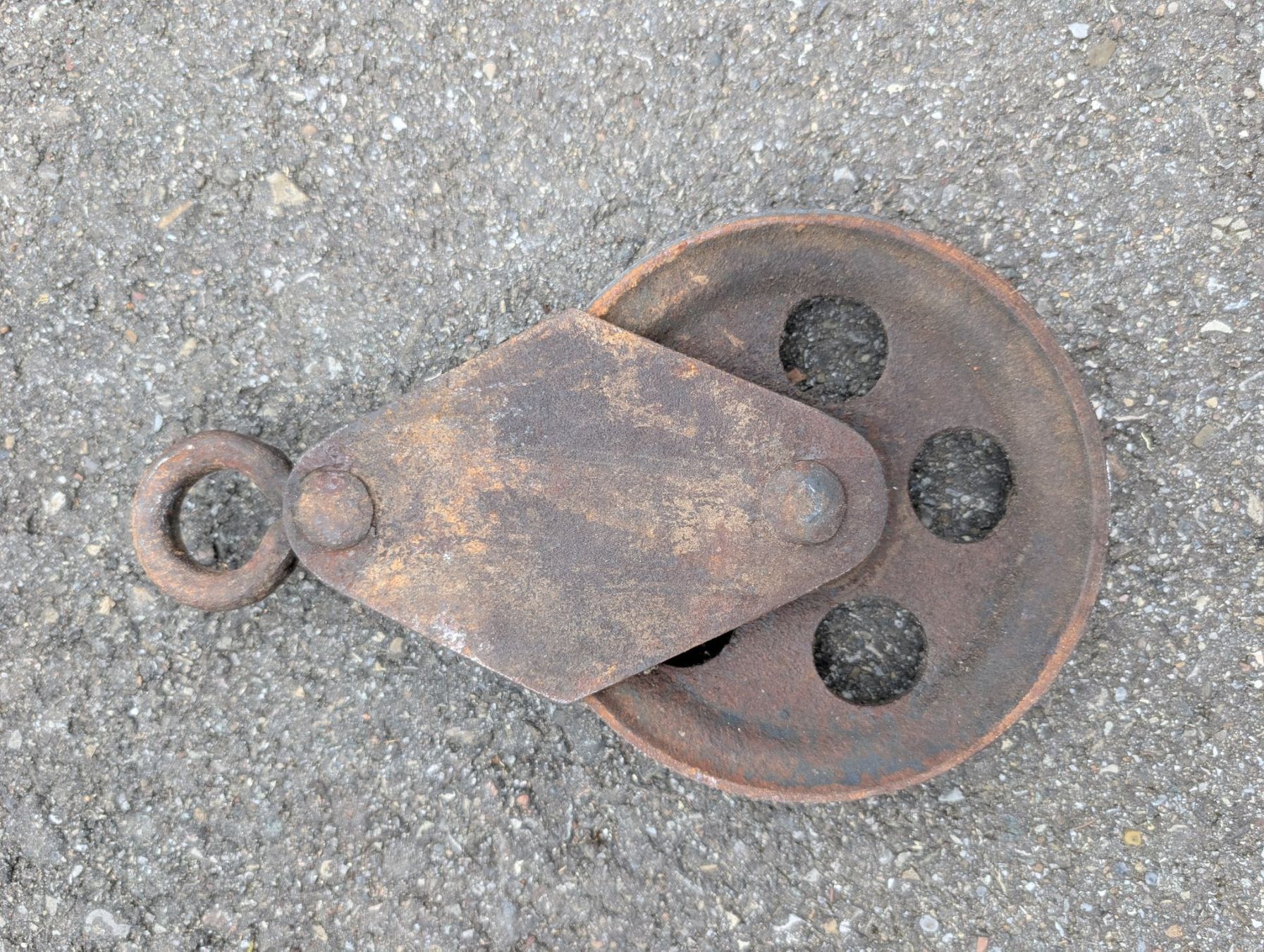 Altro per stoccaggio & trasporto: Umlenkrolle Metall – Usato da Langwiesen venduto da mw04