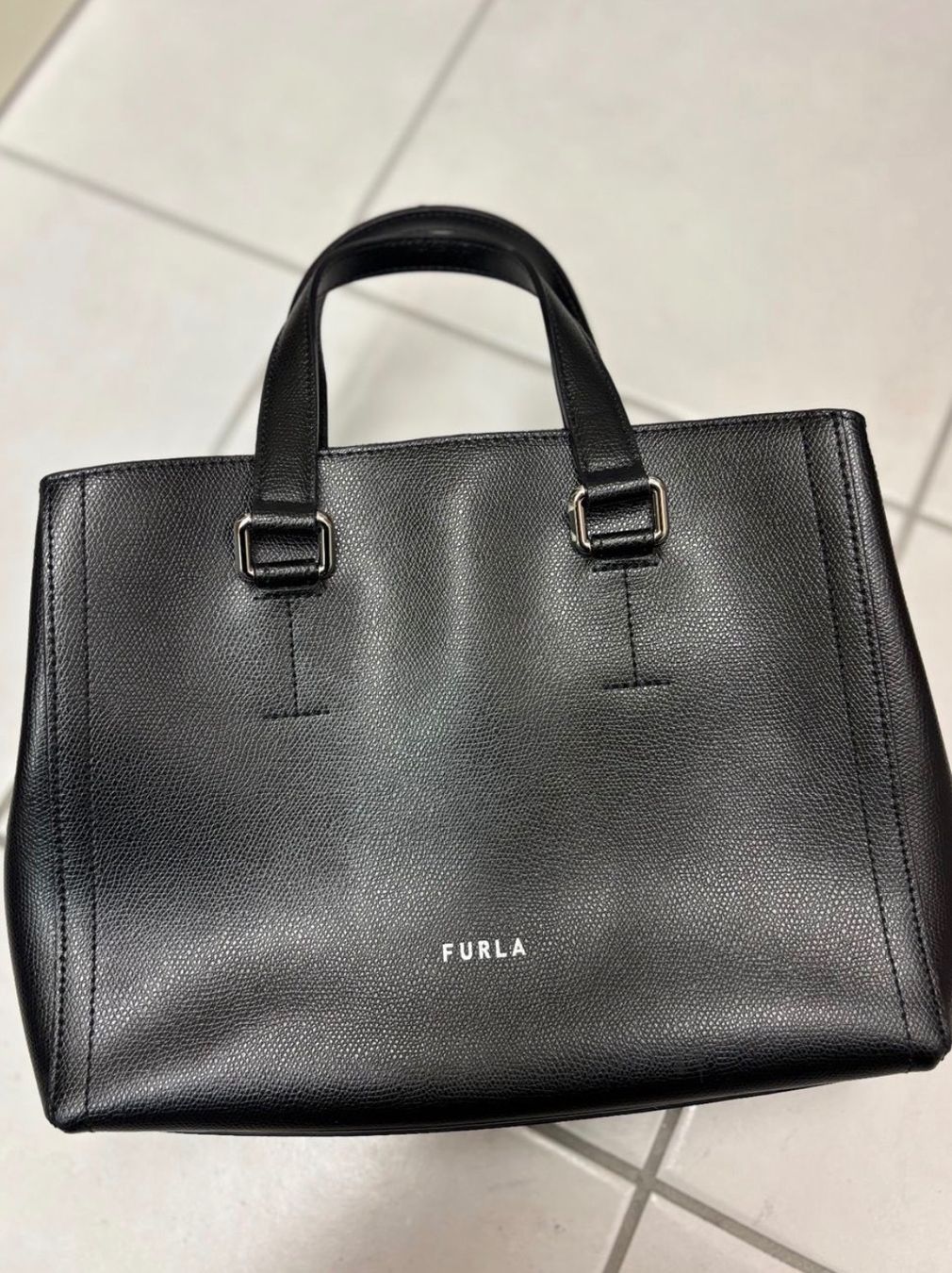 Furla Borse da donna: Furla Tasche – Usato da Montpreveyres venduto da hae_zk6g