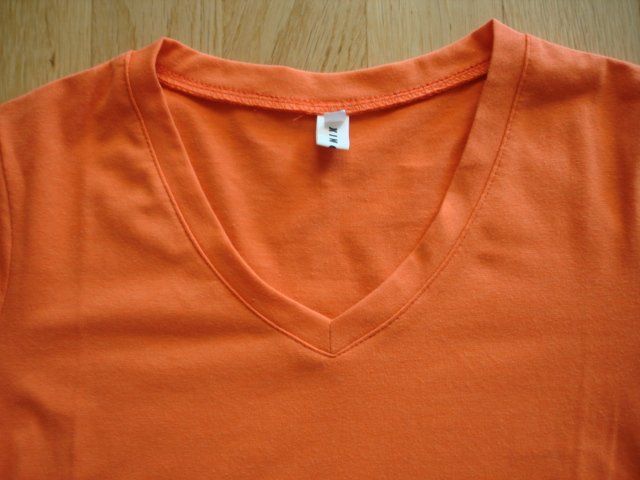 T-shirt: t-shirt orange gr. XS - NEU- – Usato da Uetikon am See venduto da Eijalina 1