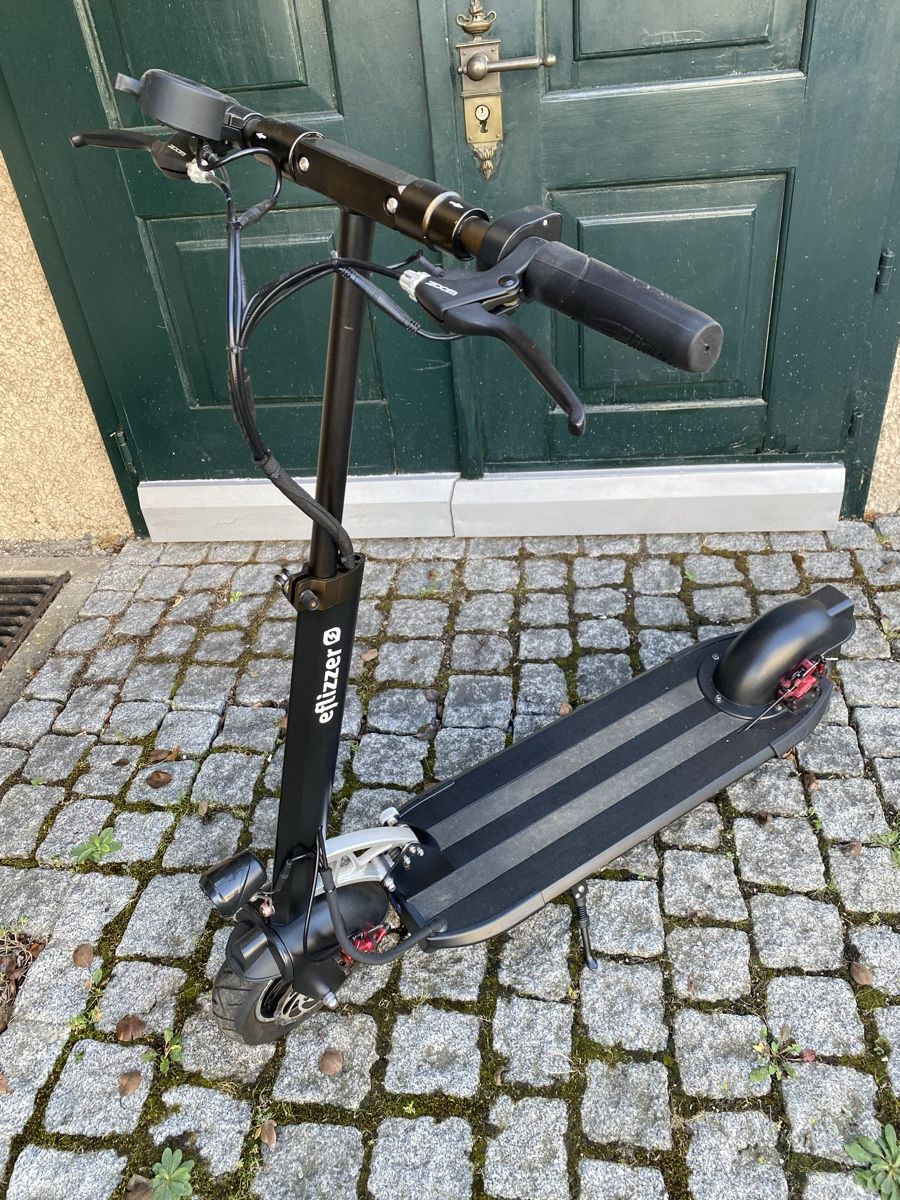 Scooter: E Scooter Roller eflizzer/erst 250 Km!!!!! – Usato da Sursee venduto da lucialiani