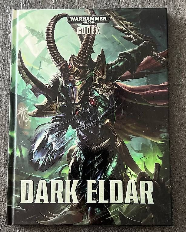 Bücher: Warhammer 40'000 CODEX - Dark Eldar – Gebraucht aus Gränichen von Kretiundpleti
