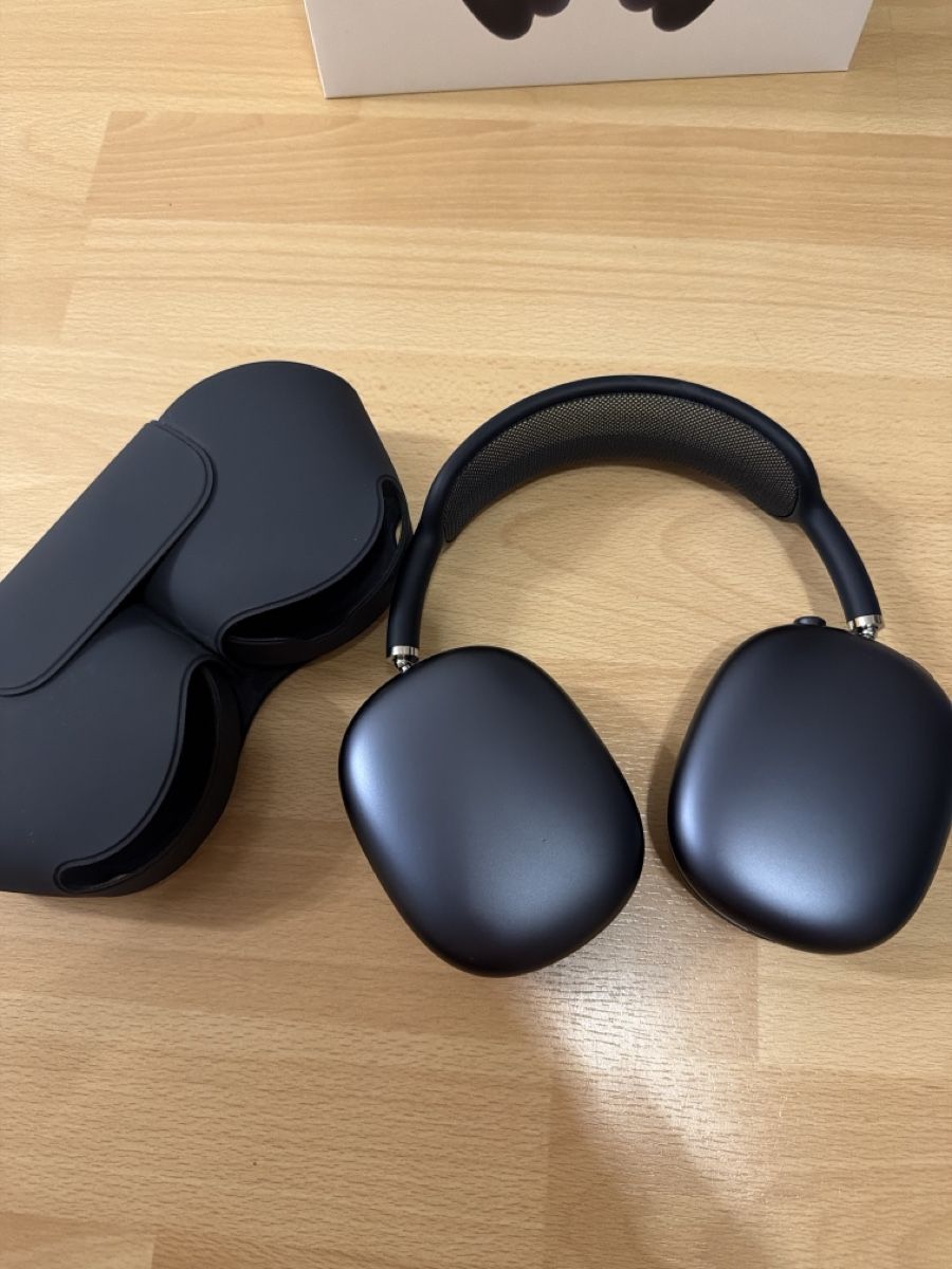 Apple Cuffie: AirPods Max Schwarz – Nuovo (secondo la descrizione) da Feuerthalen venduto da mor_5t5j 1
