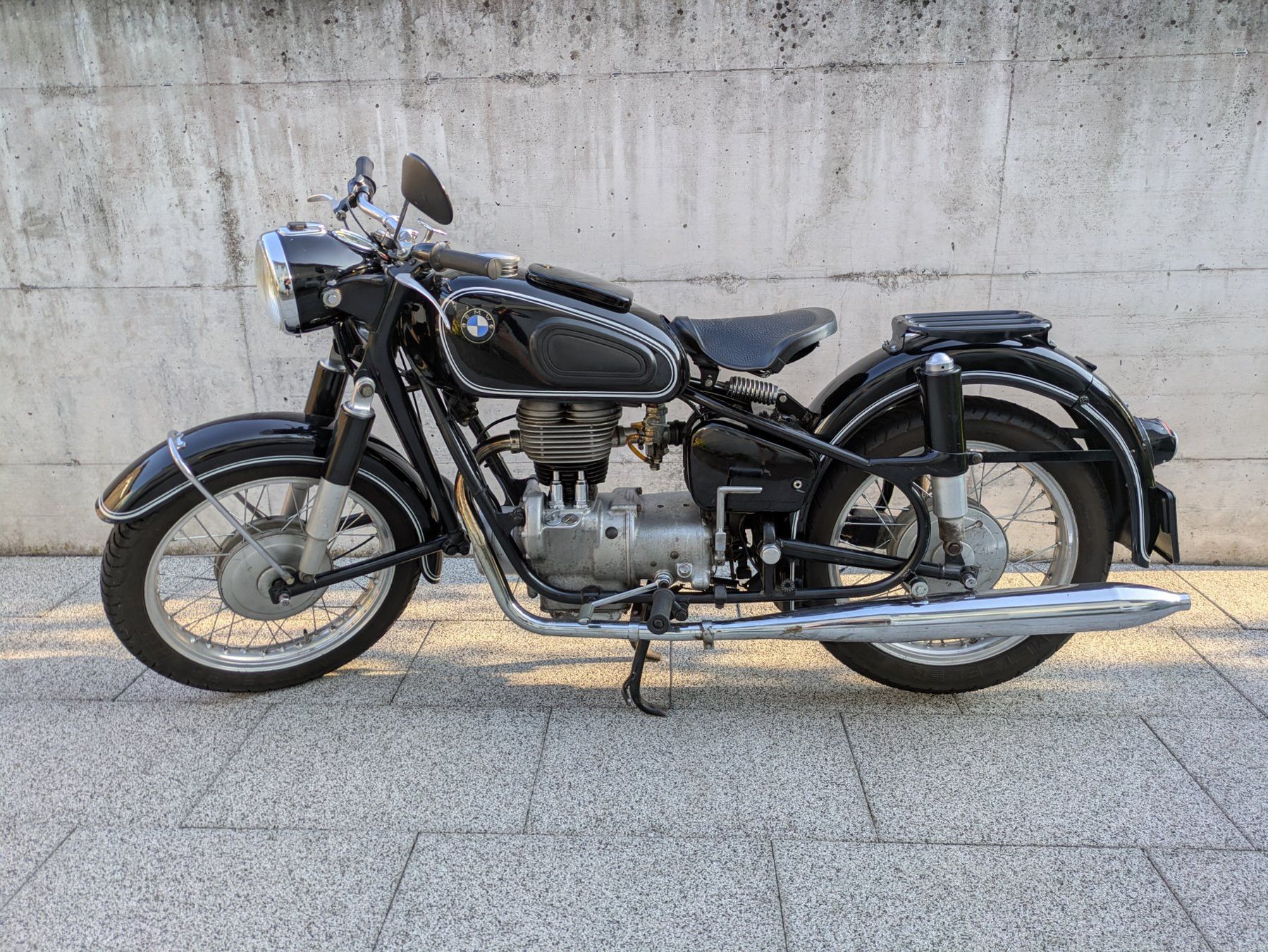 BMW Strada: BMW R26 mit Veteraneneintrag – Usato da Widnau venduto da TheImpaler