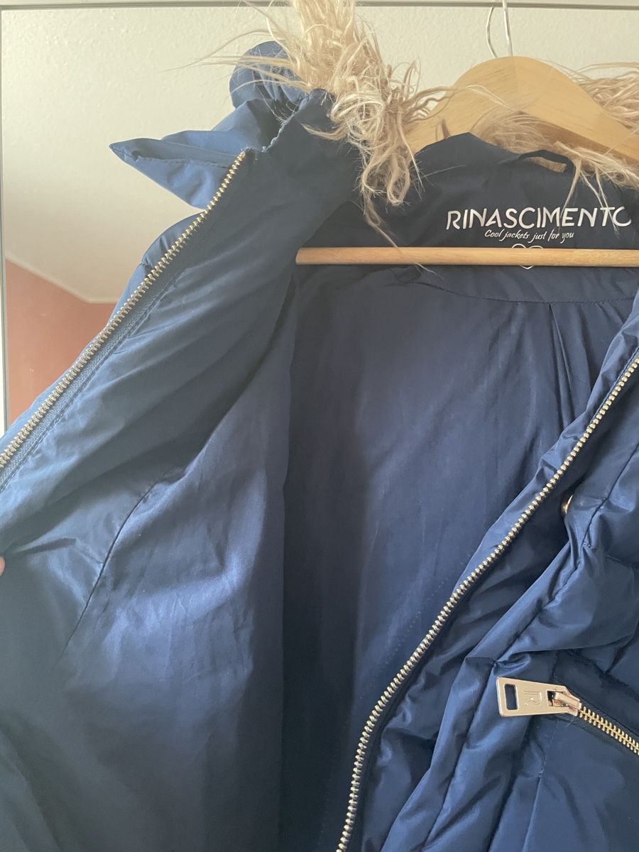 Manteaux: Winterjacke Rinascimento Gr M – D'occasion à Reinach BL par pupa.ball 4