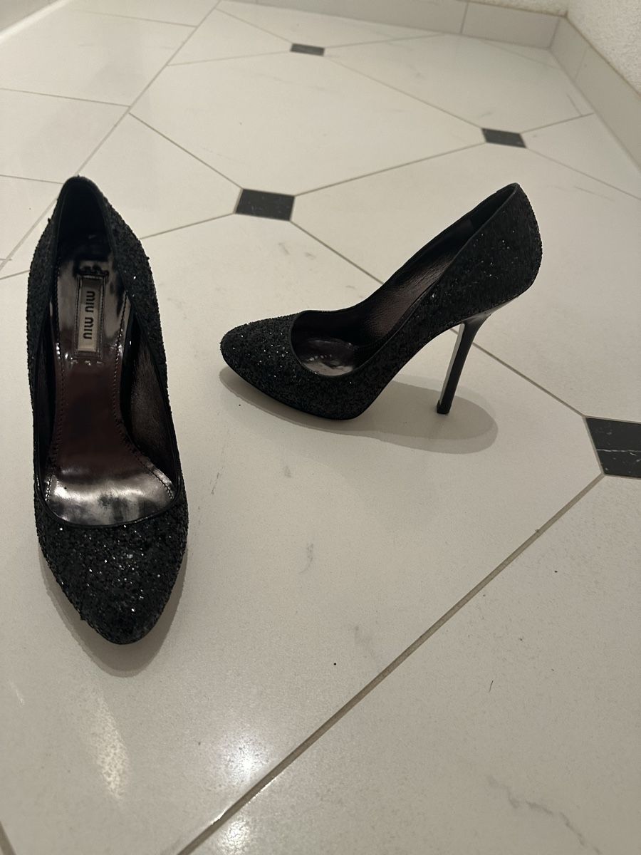 Miu Miu Damenschuhe: MiuMiu pumps 👠 – Gebraucht aus Hondrich von meetyou 1
