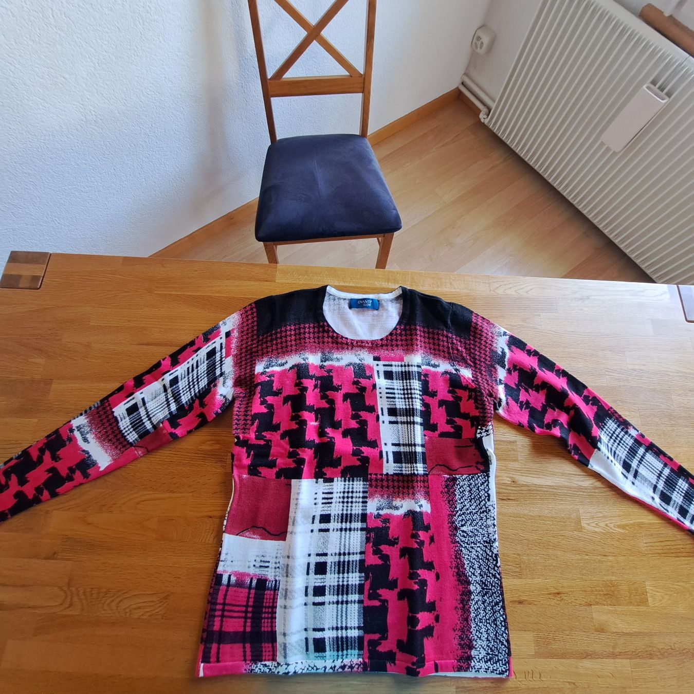 Pulls & Sweat-shirts: neuer Pullover Ovanti – Neuf (Voir description) à Walchwil par TIERCHEN23