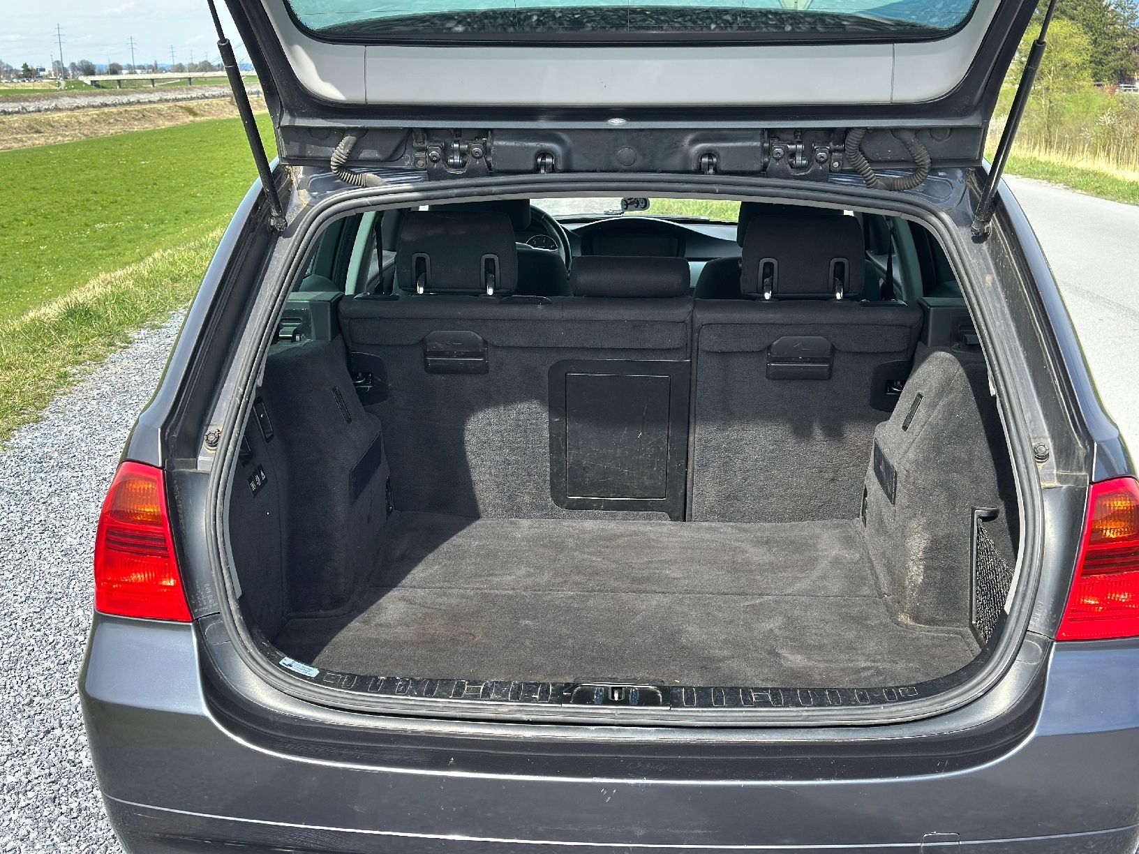 Tutti i ricambio: BMW 330d Touring – Usato da Oberriet SG venduto da Kraftrad 3