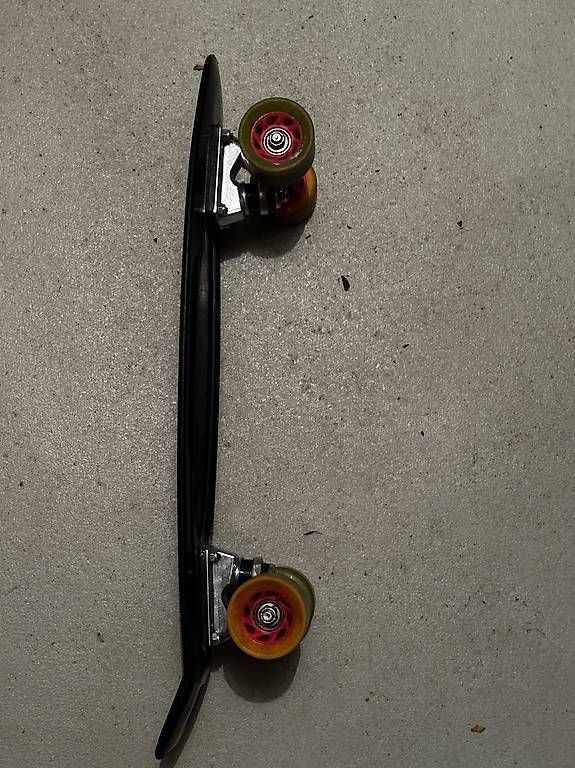 Penny Skateboards Skateboards: Penny Board schwarz – Usato da Buchrain venduto da pat4s 1