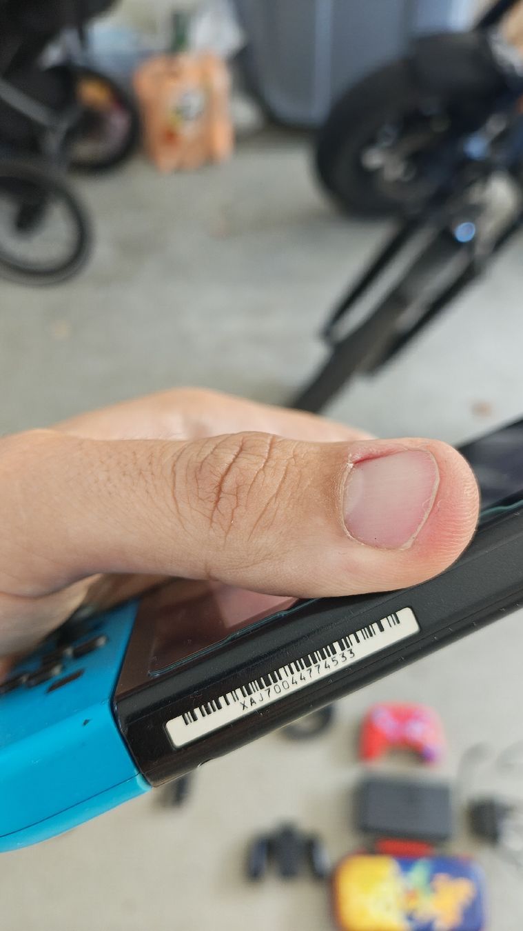 Nintendo Konsolen: Nintendo Switch+Etui+Lenkräder+Pro Controller AB 1 CHF – Gebraucht aus Montagnola von mattbert86 1
