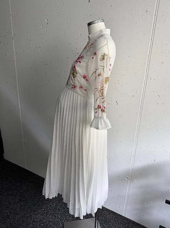Asos Vestiti: Umstandskleid Gr.36 – Usato da Triesen venduto da DH1910 1