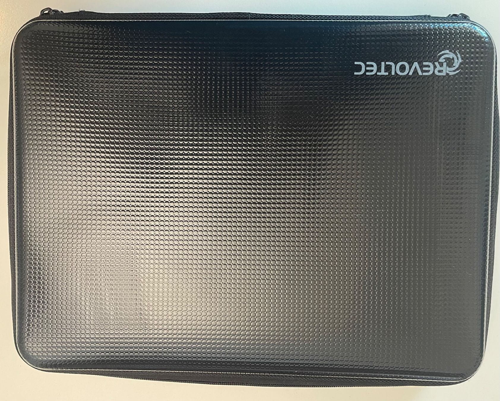 Covers & Borse: Laptop Schutzcover – Nuovo (secondo la descrizione) da Wetzikon ZH venduto da ischbaer