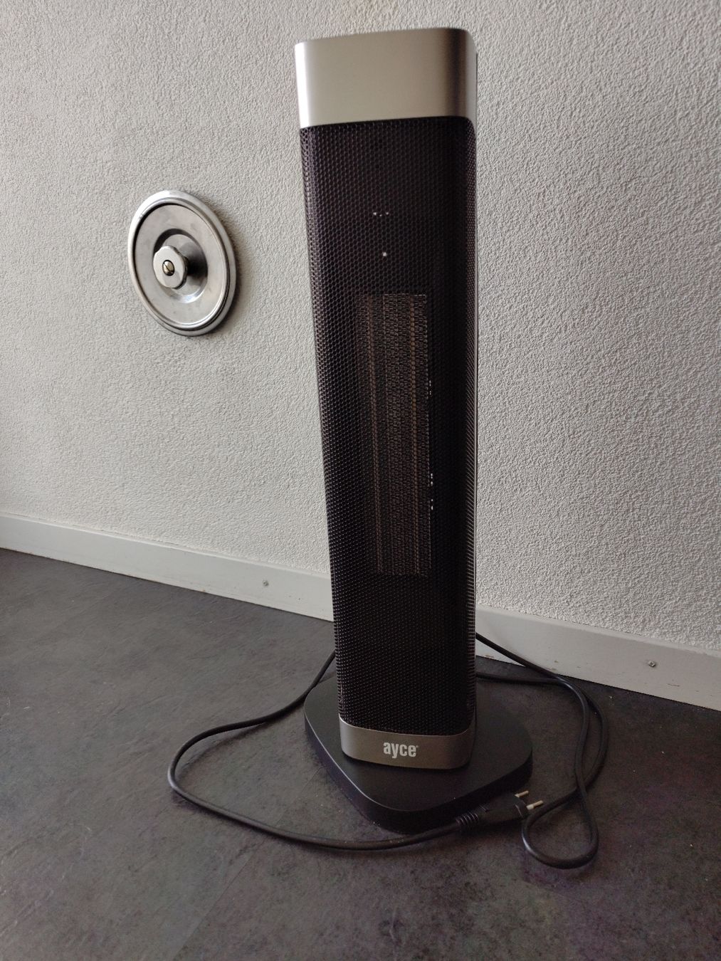 Radiatori: AYCE Turm Heizlüfter, Neu – Nuovo (secondo la descrizione) da Scherz venduto da texmanu
