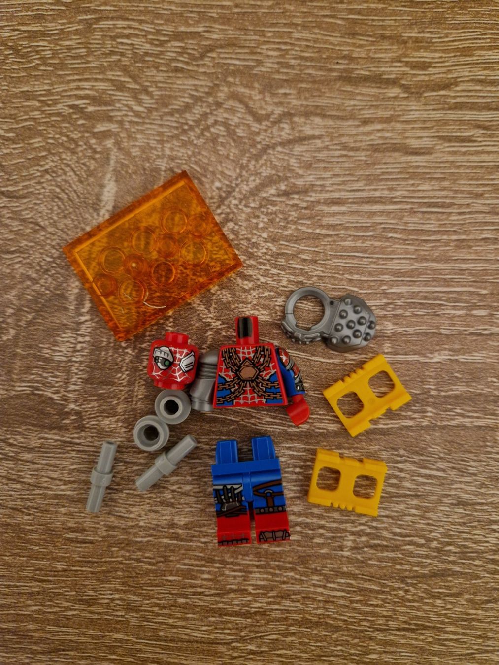 Lego Kit di costruzioni: Lego Minifigur Petra Parker – Nuovo (secondo la descrizione) da Neuendorf venduto da sanii-93 1