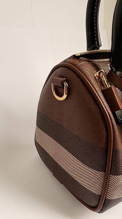 Sacs femmes: Burberry Bowlin Bag – Neuf avec emballage d'origine à Basel par kis_g8bg 3
