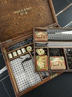 Antiker Meccano No. 5 Baukasten mit Holzkoffer und Anleitung