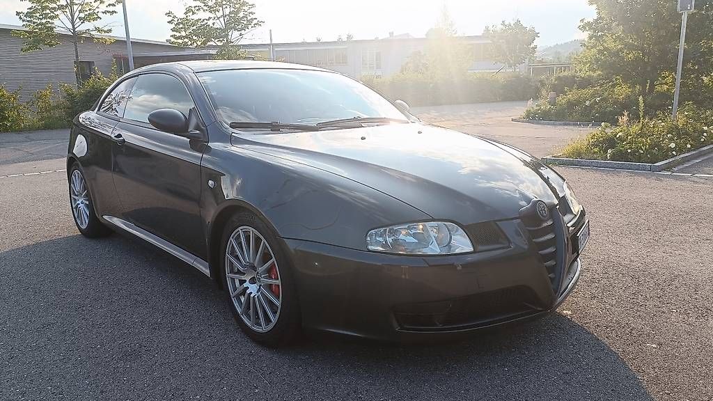 Alfa Romeo Automobili: Alfa Romeo GT 3.2 V6 Busso – Usato da Buchs ZH venduto da ser_2265 1