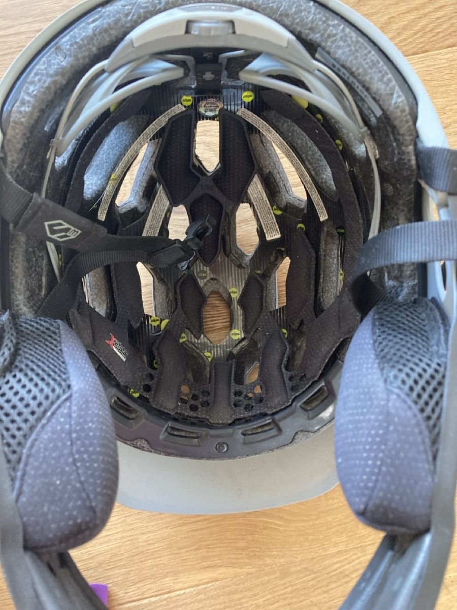 Bell Helme: Bell super 3r mips fullface helm – Gebraucht aus Umiken von Appstro 2