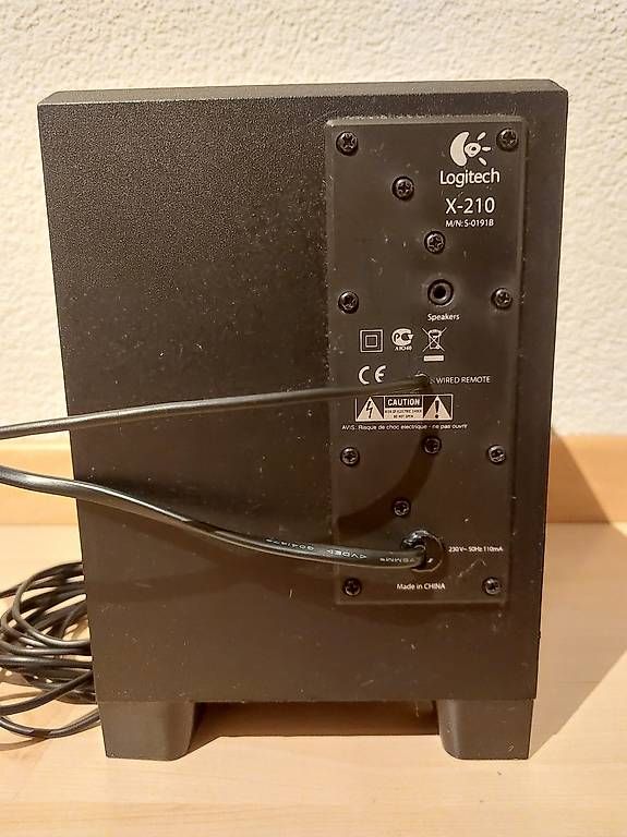 Logitech Haut-parleurs: Logitech X-210 Lautsprecher-System – D'occasion à Solothurn par Kripti 3