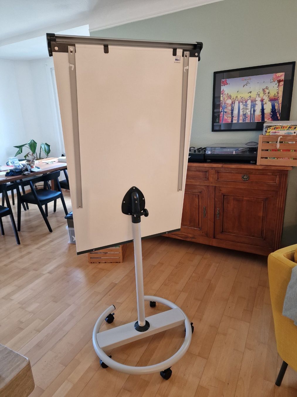 Lavagne: MAUL Flipchart MAULsolid Rundfuss Rollen 63 x 71 x 196 cm – Usato da Wabern venduto da ricar2do 1