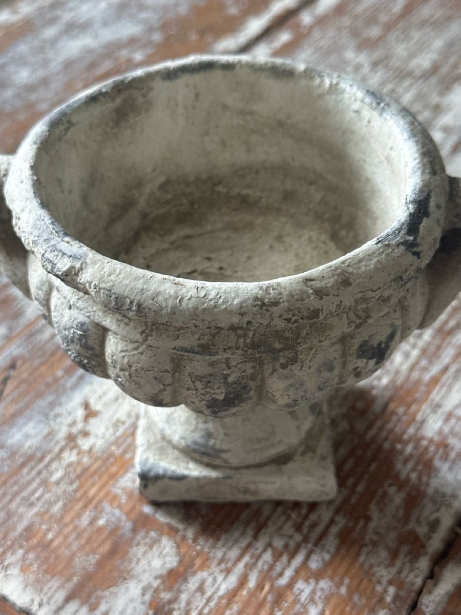 Blumentöpfe: Kleine Amphore Shabby Chic – Gebraucht aus Domdidier von Lilalu168 1