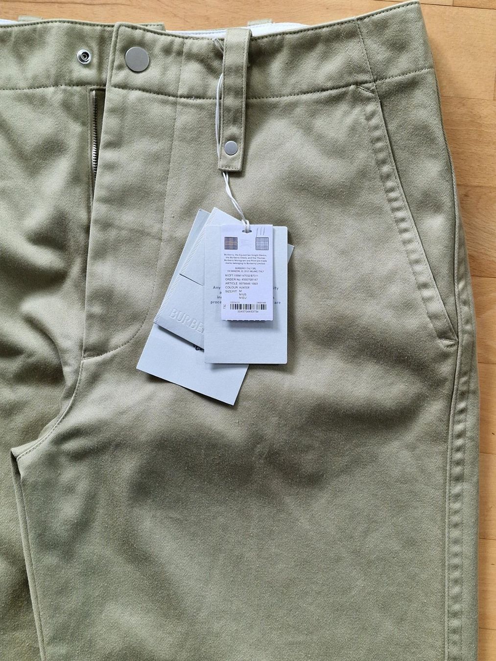 Burberry Pantaloni: Neue BURBERRY Hose – Nuovo e nell'imballaggio originale da Zürich venduto da slvgen 3