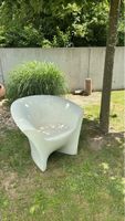 Extravagante Kunststoff Liege/Sitzschale, für Garten & Pool