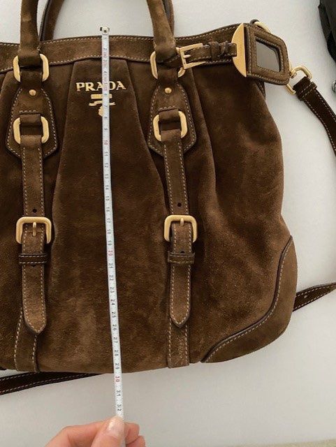 Prada Borse da donna: Prada shoulder/cross body bag – Usato da Dallenwil venduto da ZD2019 8