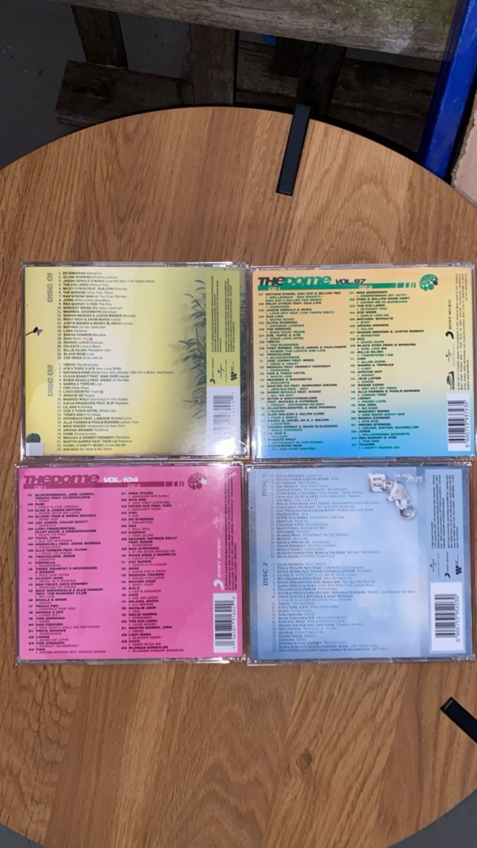 CD: Vier CD zu verkaufen – Usato da Langrickenbach venduto da Cat.Felix 1