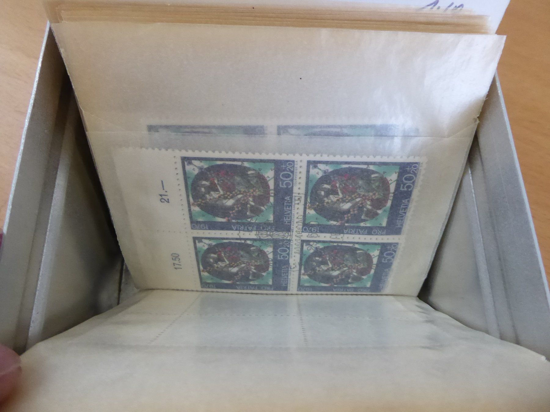 Tutti i francobolli: INTERESSANTER POSTEN BRIEFMARKEN SCHWEIZ – Usato da Rothrist venduto da swisstools 5