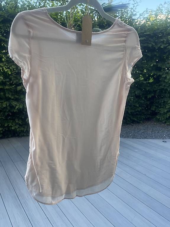 T-shirt: Top / T-Shirt Rosa - XS/S  – Usato da Horgen venduto da ts5_8tgx 1