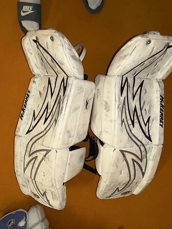 Protezioni & Imbottiture: eishockey Goali schoner M – Usato da Wohlenschwil venduto da michi9999 2