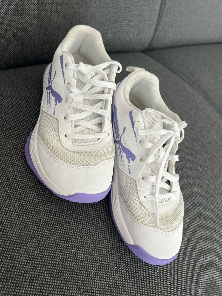 Puma Scarpe per ragazzi: Kinder Hallenschuhe Turnschuhe  – Usato da Schaanwald FL venduto da G60_Power
