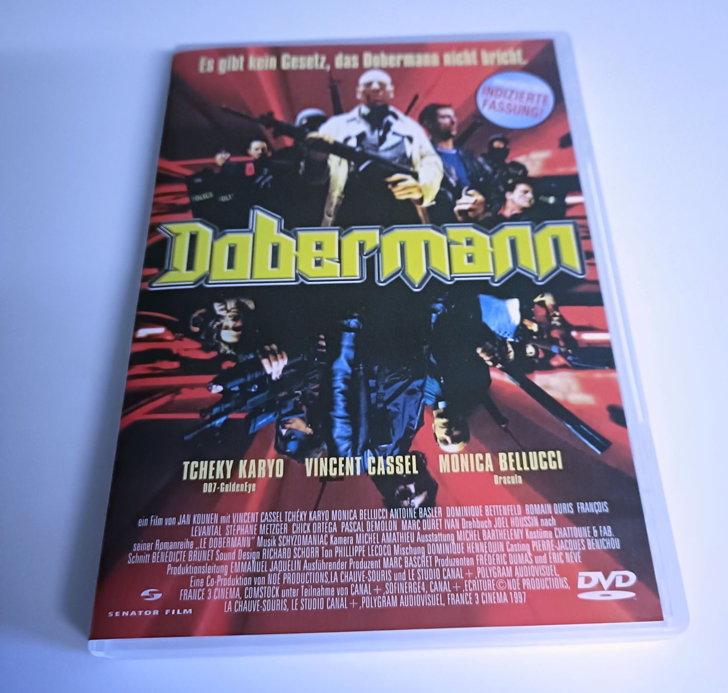 Alle DVDs: Dobermann – Gebraucht aus Köniz von Movieportal007