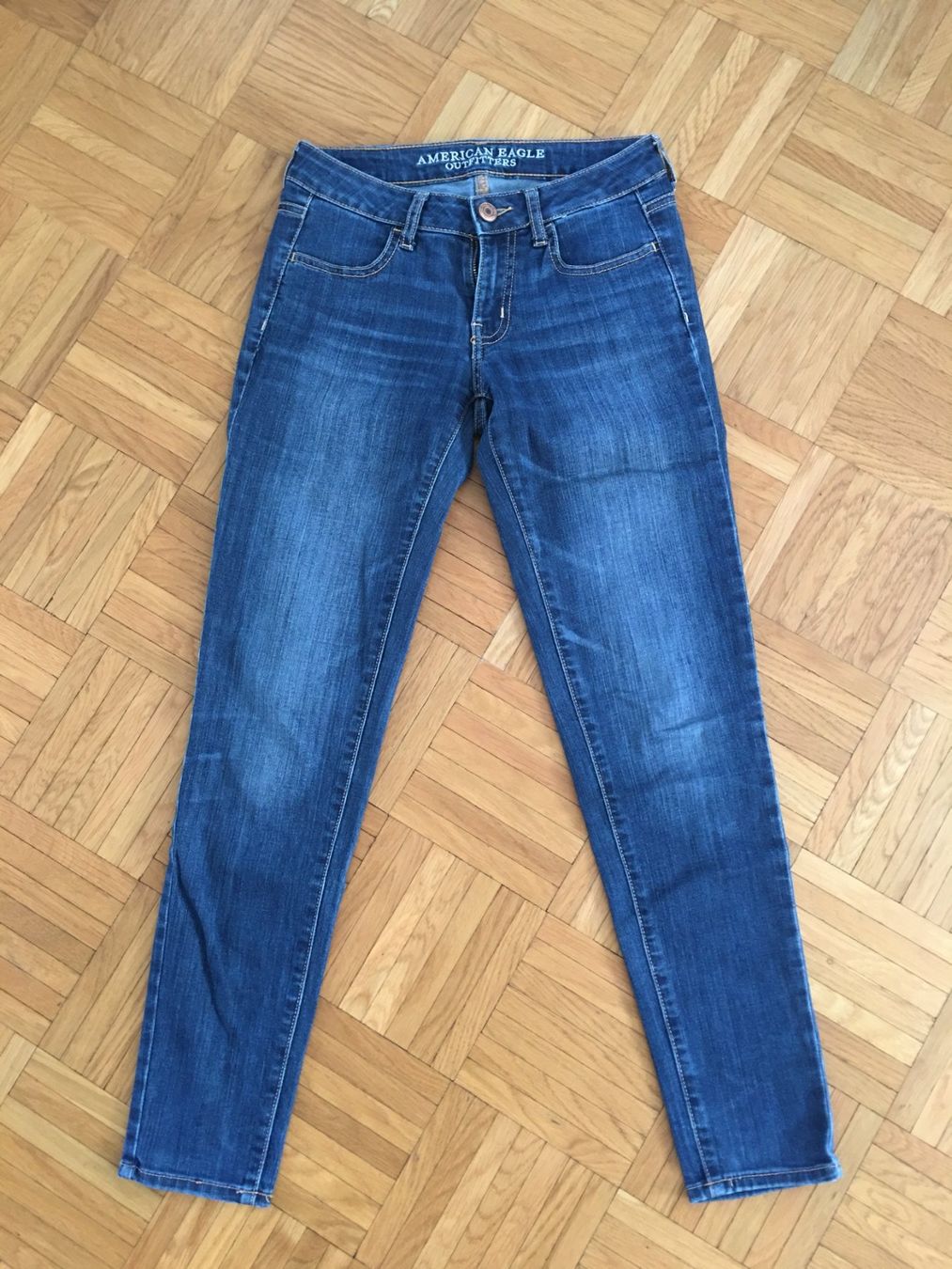 Hollister Jeans: HOLLISTER und 2 American Eagle, ab 1 Fr. – Nuovo (secondo la descrizione) da Rümlang venduto da ron2000 4