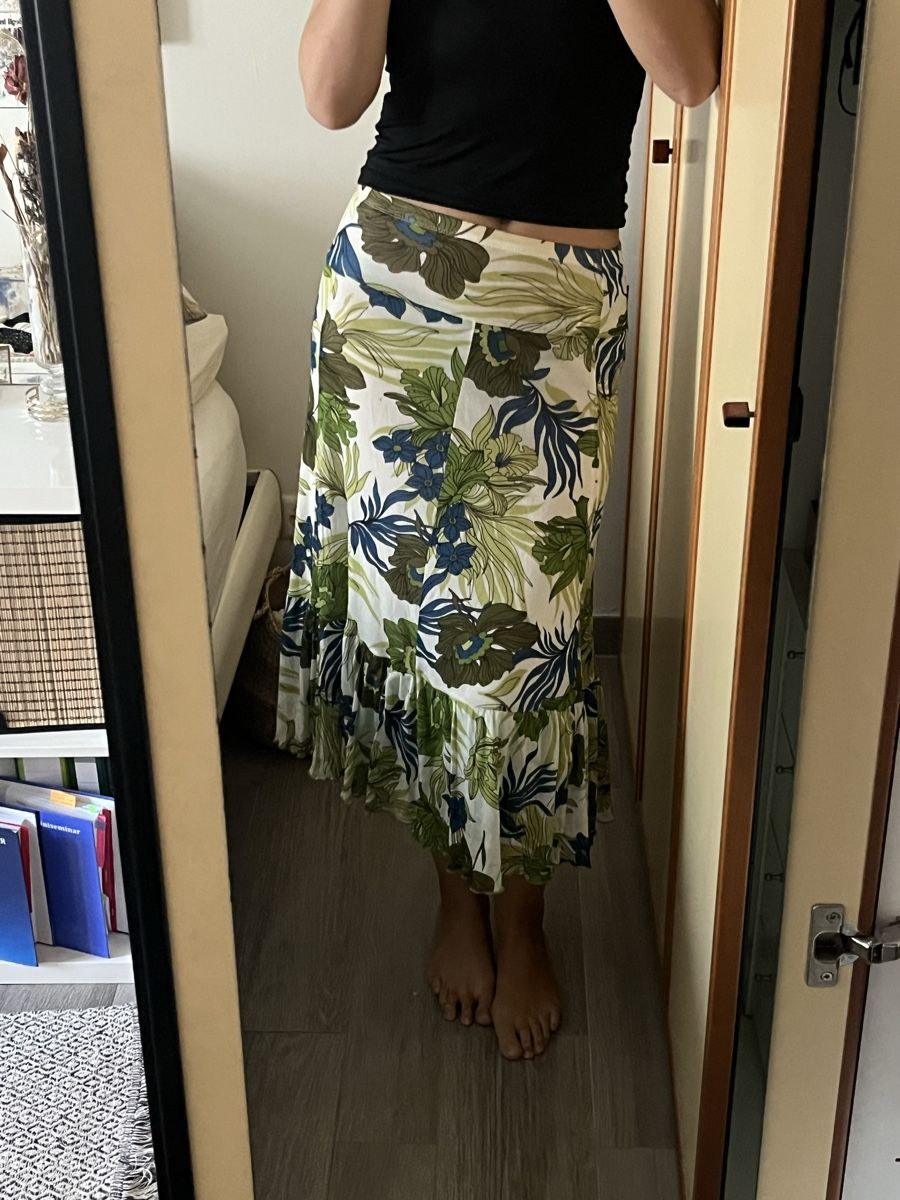 Gonne: Vintage flowy skirt  – Usato da Vezia venduto da chi_byp8