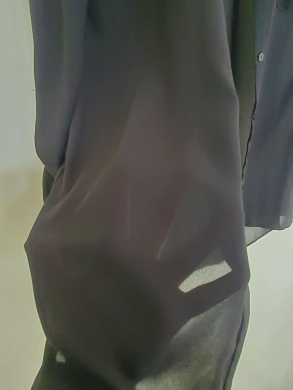 Primark Camicette: Lot de 2 Chemisiers transparents – Usato da Chancy venduto da Sooeg_01 4