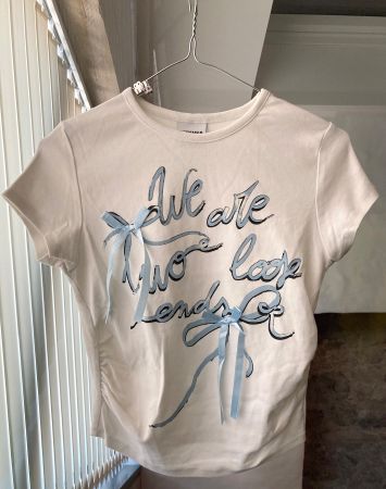 T-shirt Bershka blanc imprimé taille M