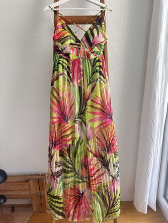 Guess Kleid lang geblümt Grösse S neu mit Etikett