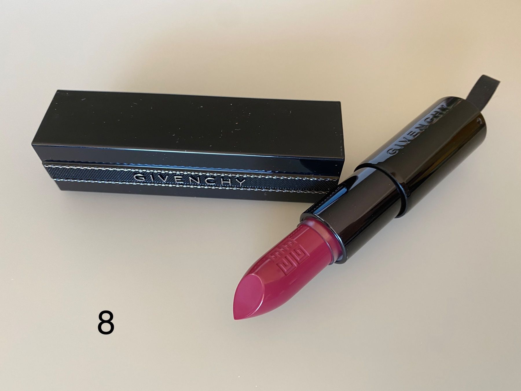 Make-up: Givenchy lipstick maquillage – Neu und originalverpackt aus Pully von Natala