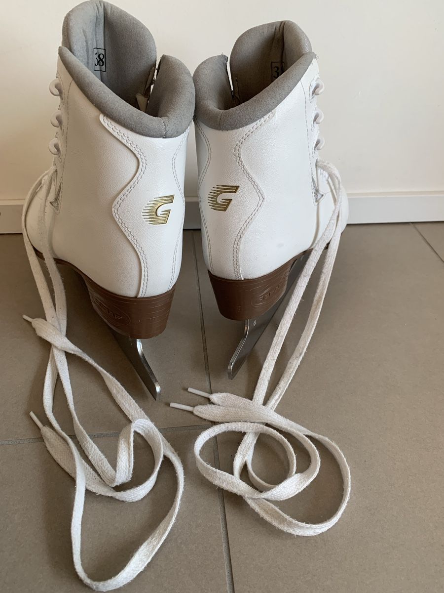 Graf Schlittschuhe: Schlittschuhe Eislauf 38 Graf Bolero – Gebraucht aus Zürich von misterpillar 3