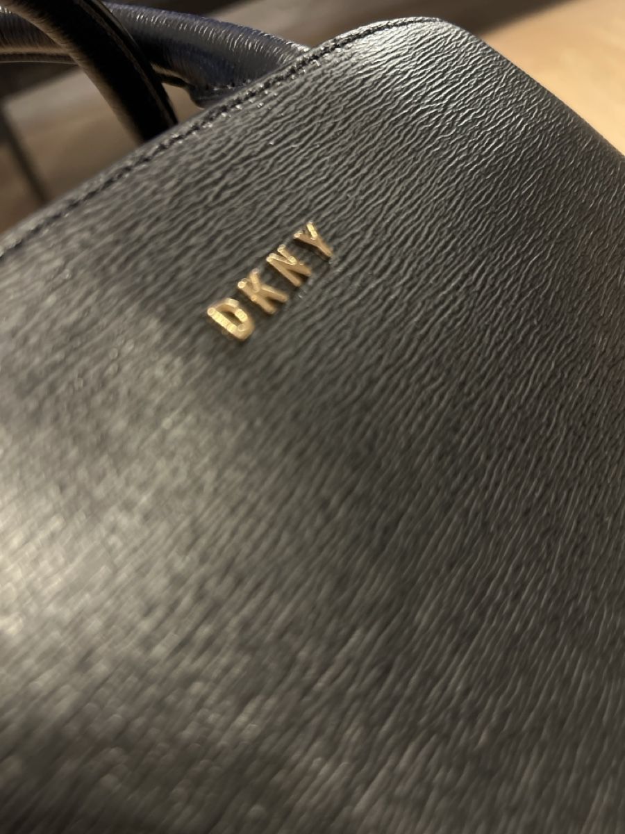 DKNY Borse da donna: DKNY Handtasche Schwarz – Usato da Pfäffikon ZH venduto da ers_w9mn 7
